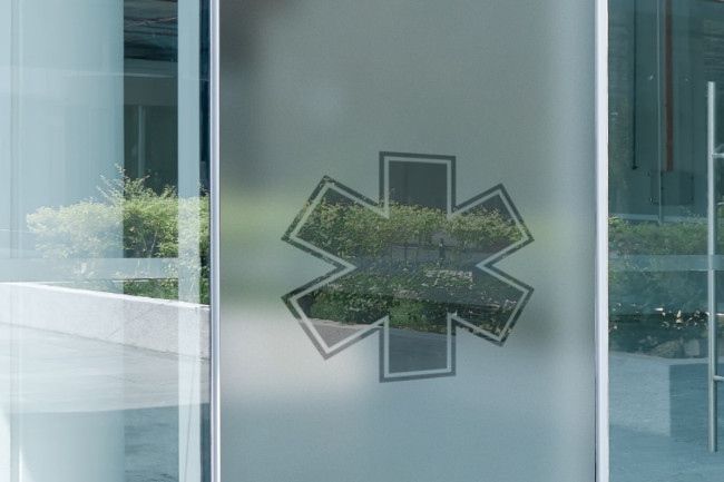 Logotipo del conductor de la ambulancia Privacidad Lámina para ventanas